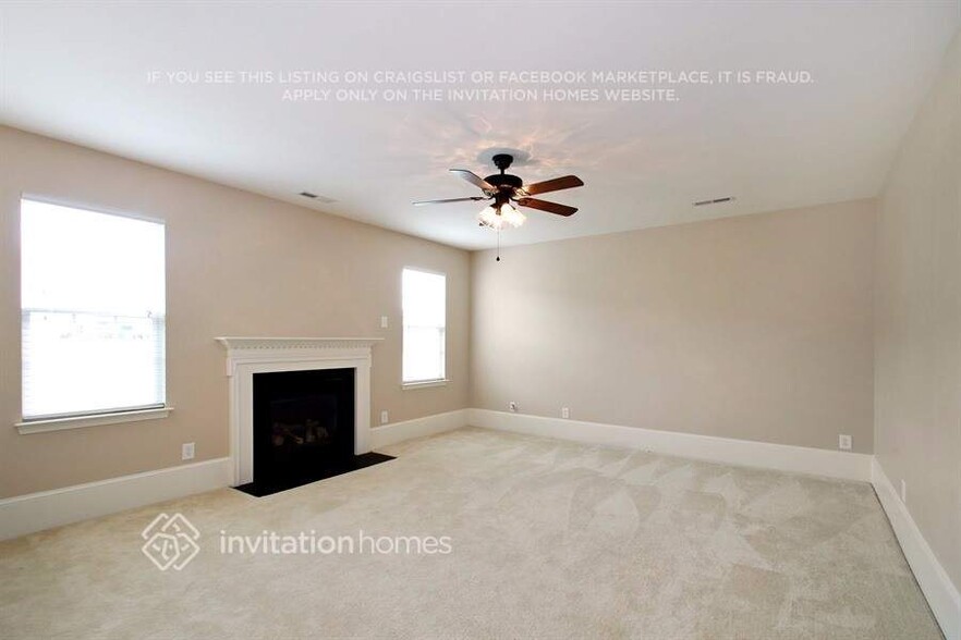Building Photo - 2013 Kingstree Dr