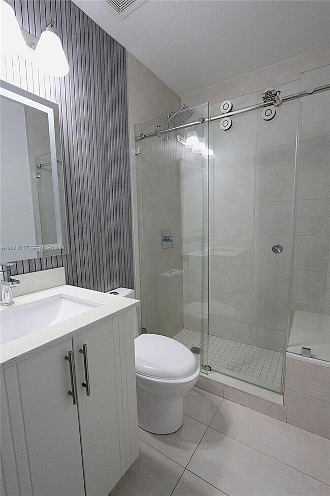 Building Photo - 7392 NW 112th Ct