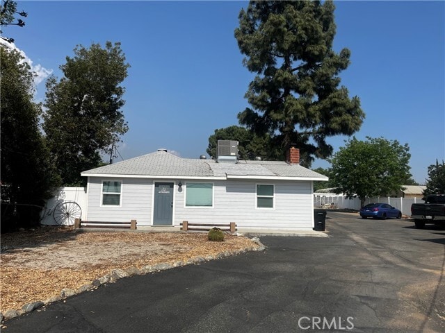 Building Photo - 13337 Bryant St