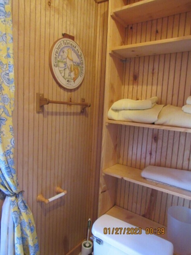 Building Photo - $1,500 - 2 Bedroom / 2 Bath Fully Furnished Cabin with an Amazing View in the Pumpkintown Community