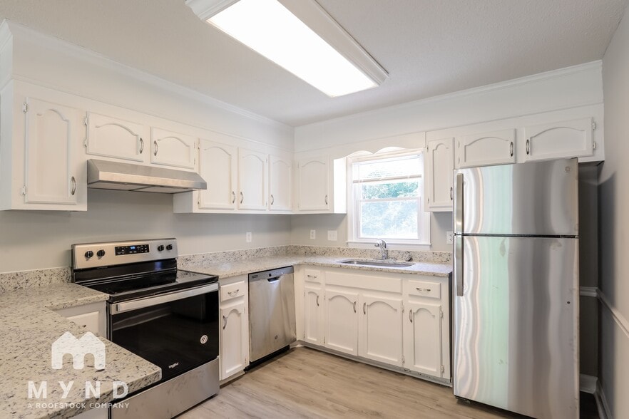 Building Photo - 712 Lampwick Ct