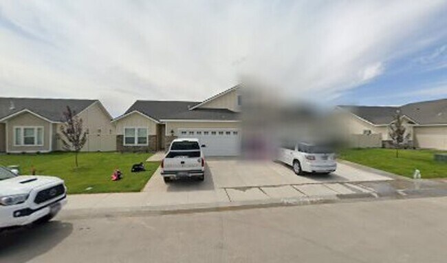 Primary Photo - 745 Shadowleaf Ave