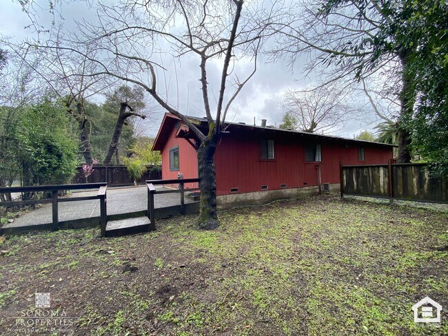 Building Photo - Charming  2BD/2BA Home in Sonoma