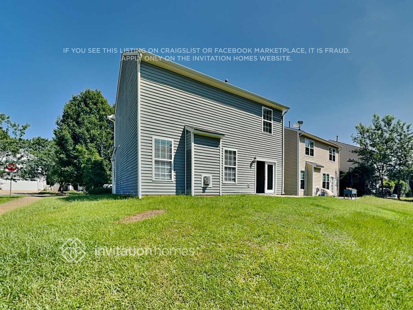 Building Photo - 301 Cline Falls Dr