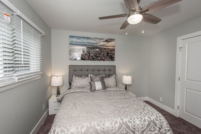 Building Photo - University Townhomes COMING SOON