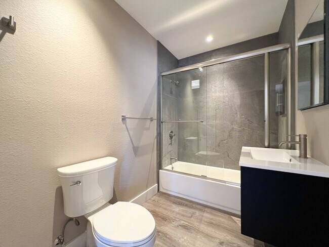 Building Photo - 1567 Silverado Trail