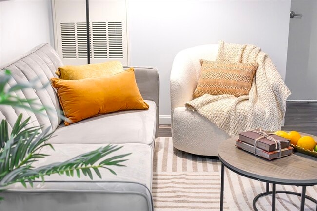 Building Photo - 1505 Commonwealth Ave