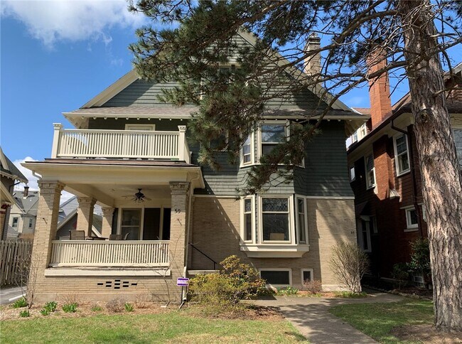 Building Photo - 57 Calumet St