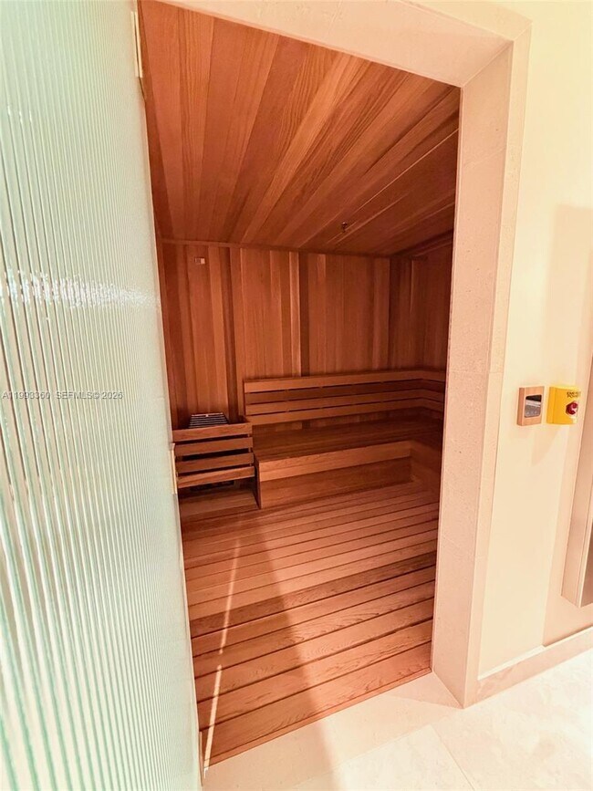 Building Photo - 77 SE 5th St