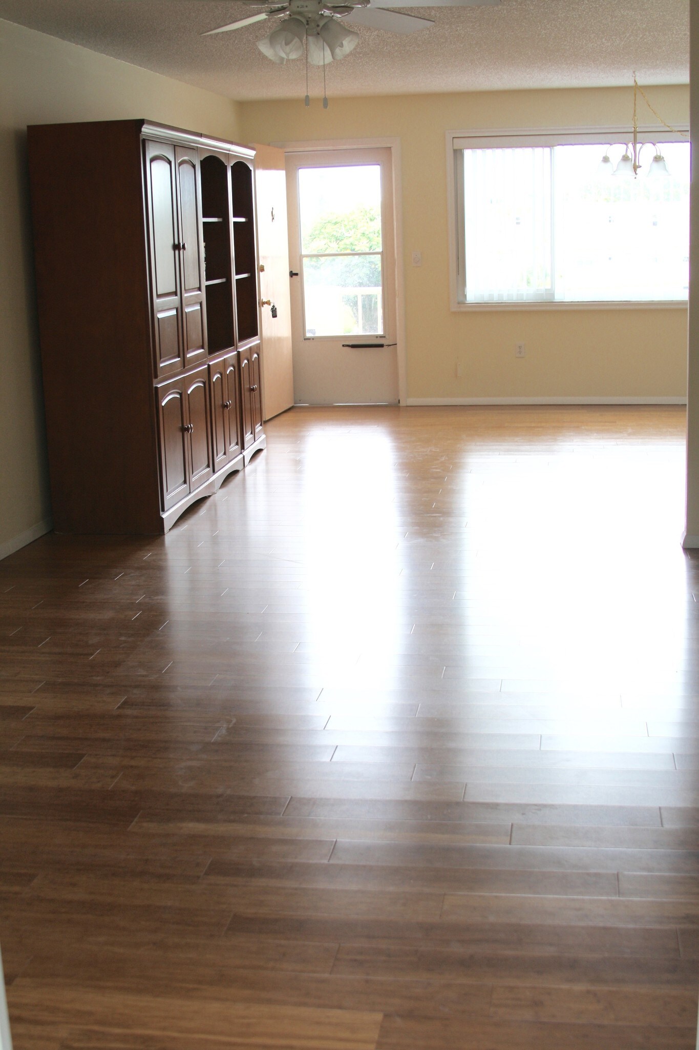 Building Photo - 4210 Ironwood Cir