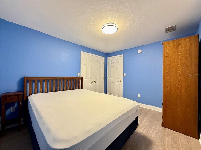 Building Photo - 225 70th St N