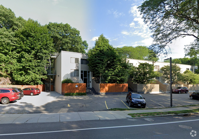 Building Photo - 51 Grove St