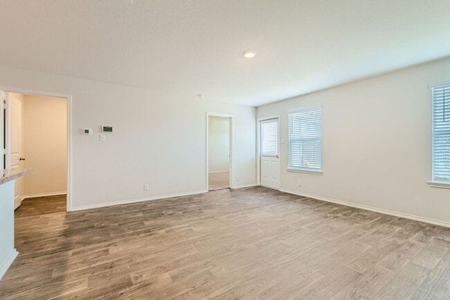 Building Photo - HALF OFF First Month Rent located near Lac...