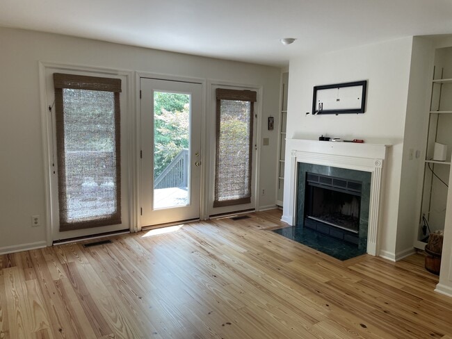 Building Photo - 1337 Wimbledon Way