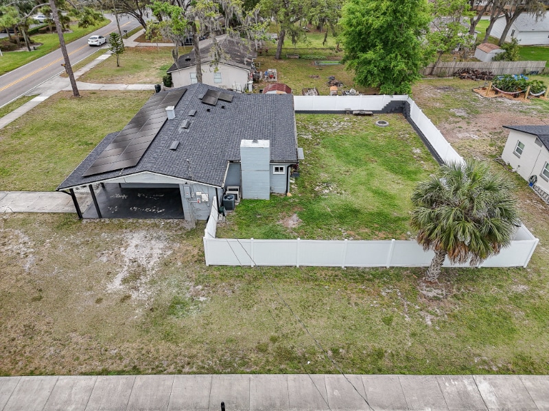 Building Photo - 698 Douglas Ave