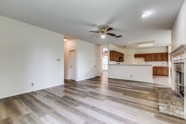 Building Photo - 4-BEDROOM IN WESTCREEK, NORTHSIDE ISD