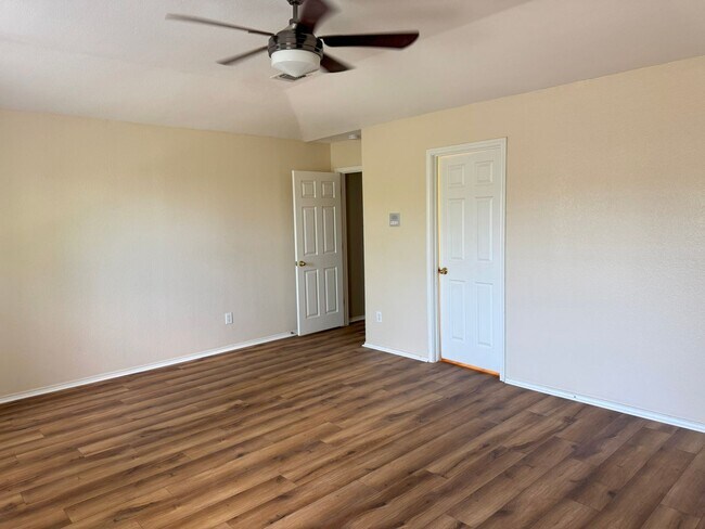 Building Photo - 10115 Colt Crossing