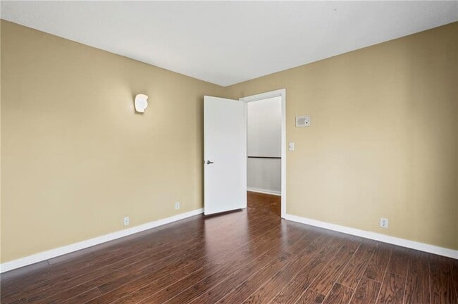 Building Photo - 2710 Margaret Mitchell Dr NW