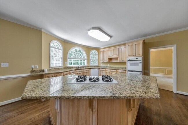 Building Photo - 5321 Edgerton Dr