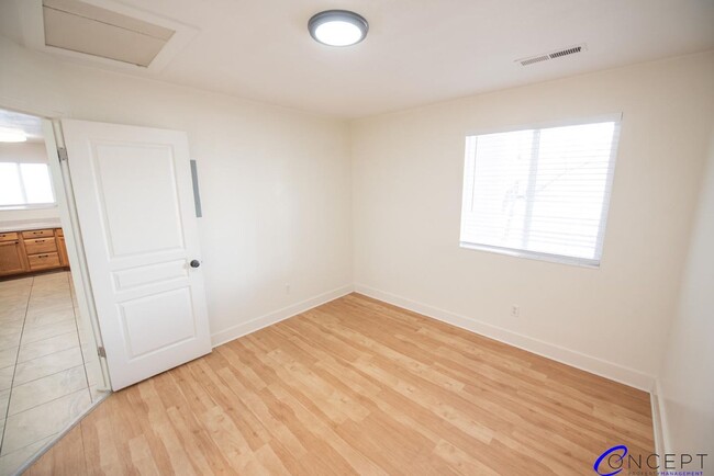 Building Photo - Beautiful & Spacious 2B2b Condo in Great N...