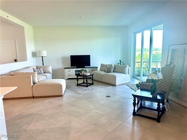 Building Photo - 20610 Hazelnut Ct
