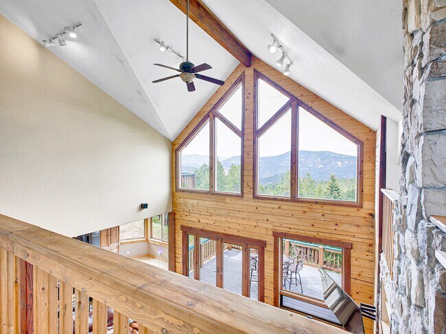 Building Photo - 785 Warren Gulch Rd