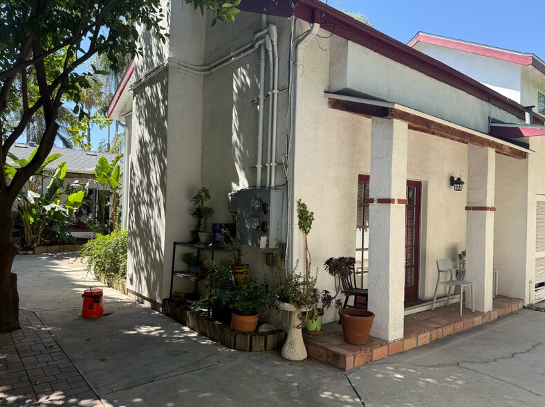 Building Photo - 5408 Morella Ave