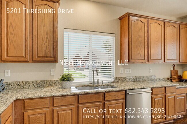 Building Photo - 5201 Threshing Dr