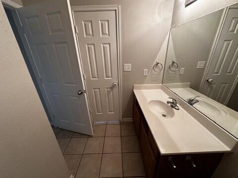 Building Photo - 533 N Clinton Ave