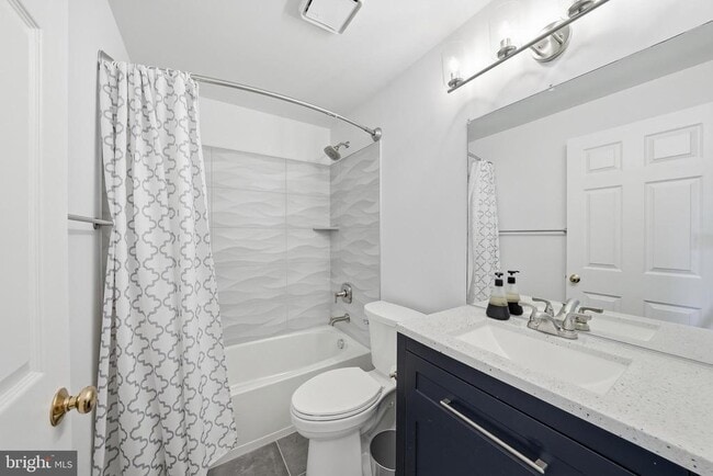 Building Photo - 46733 Woodmint Terrace