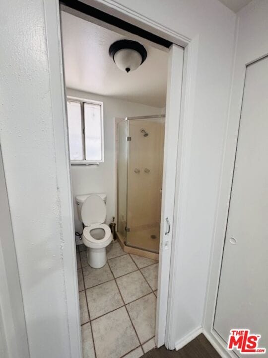 Building Photo - 1100 W 48th St