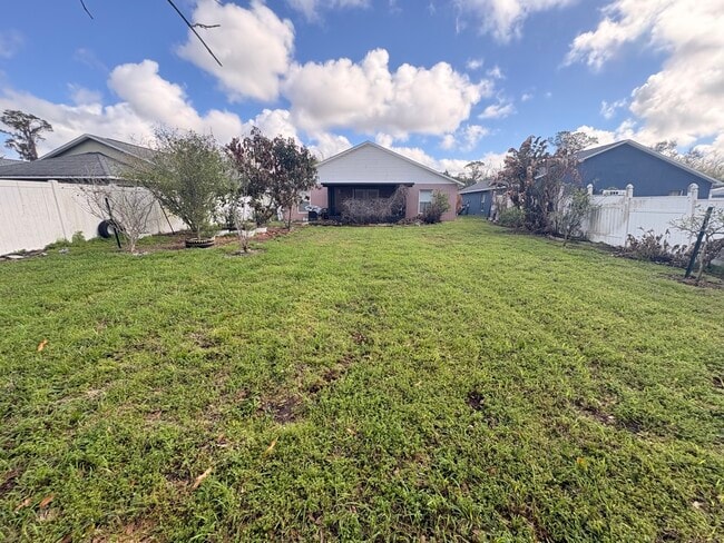 Building Photo - 215 West Blvd