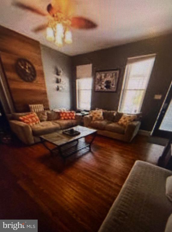 Building Photo - 310 Prospect Ave