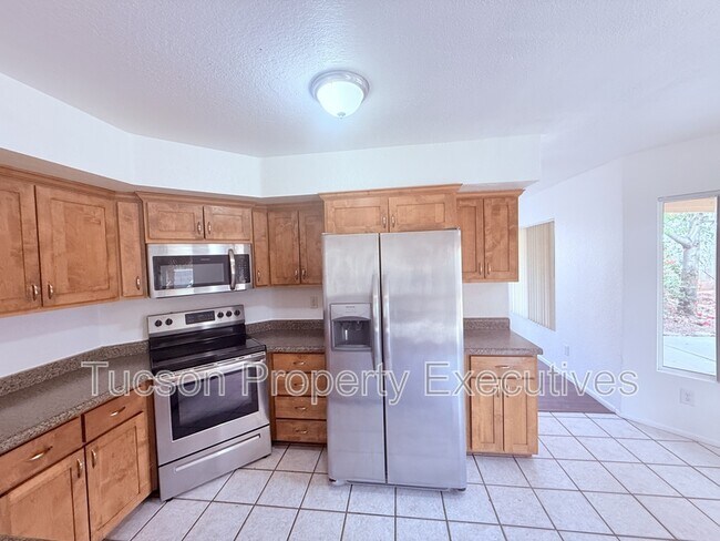 Building Photo - 9472 N Albatross Dr