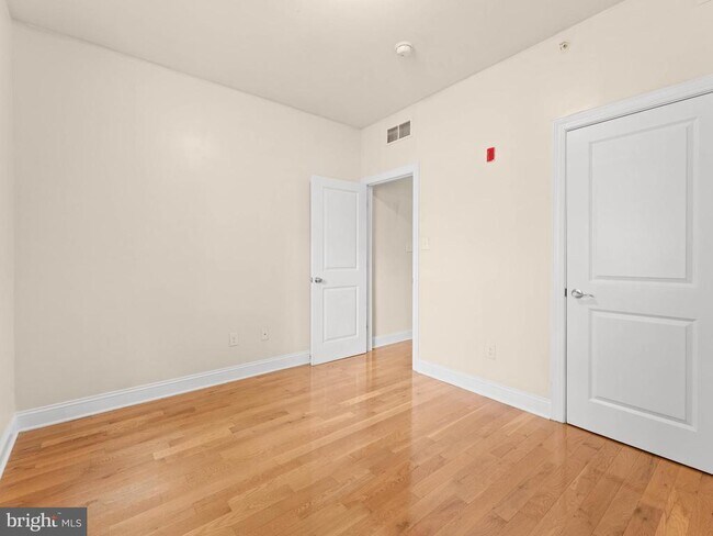 Building Photo - 1813 N 18th St