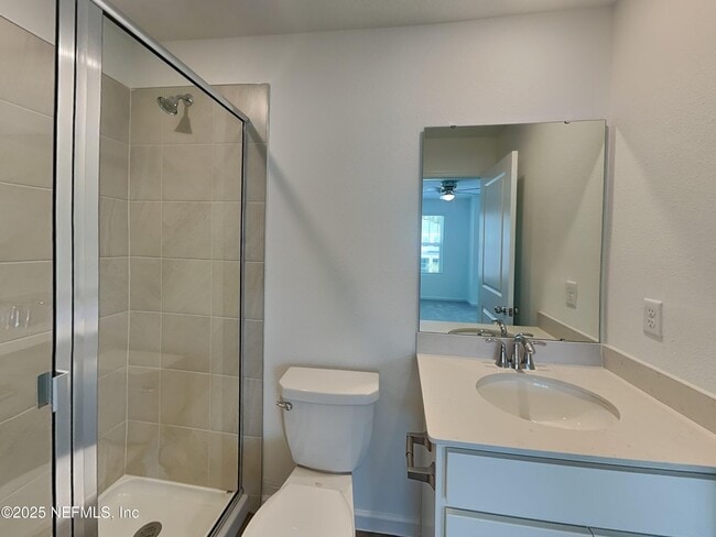 Building Photo - 626 Holly Lks Dr