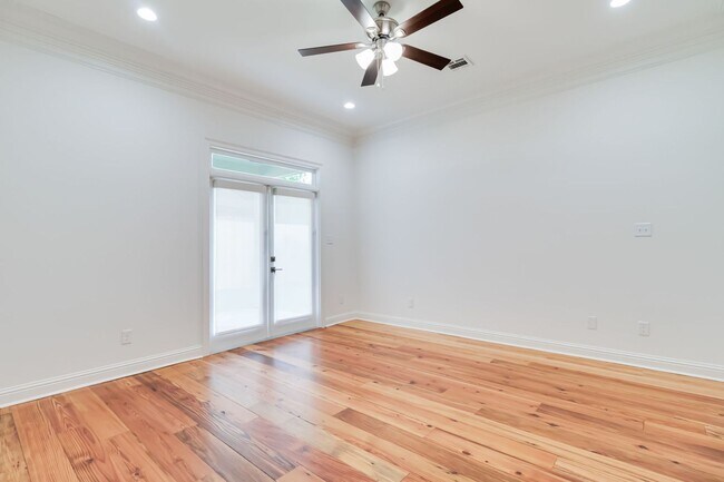 Building Photo - Beautifully Renovated 4-Bedroom Home in Stonehaven on the River