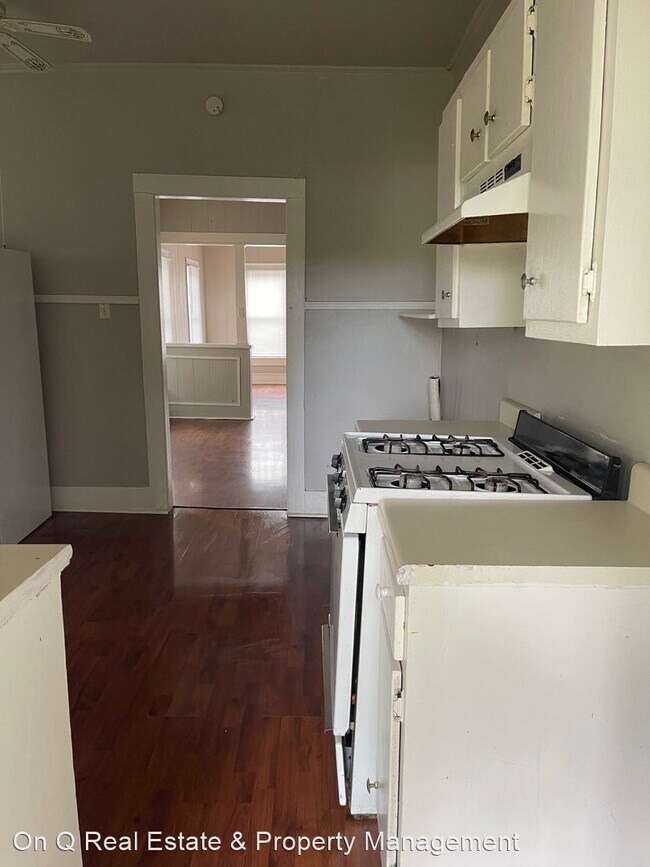 Building Photo - 2 br, 1 bath House - 1600 Aggie Rd
