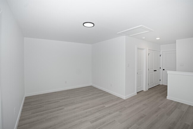Building Photo - 8218 Casa Verde Rd