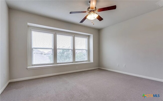 Building Photo - 159 Wainscot Oak Wy