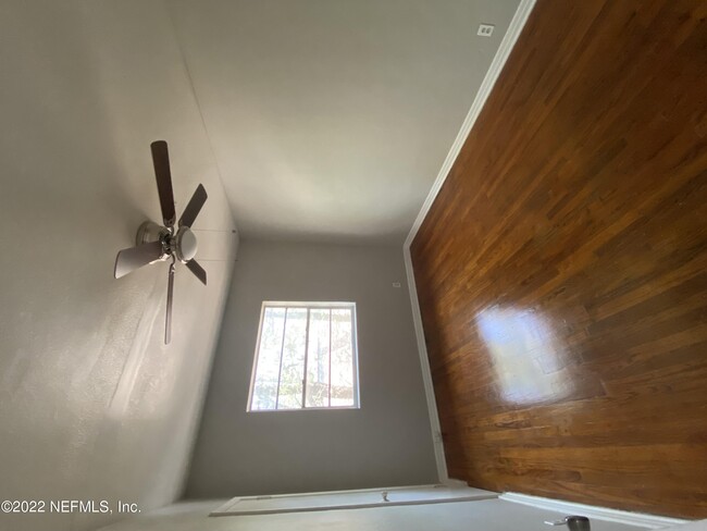 Building Photo - 3333 Post St