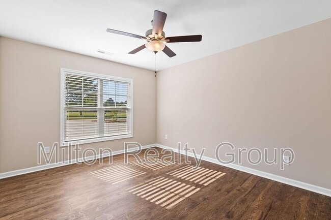 Building Photo - 579 Pendergraft Rd