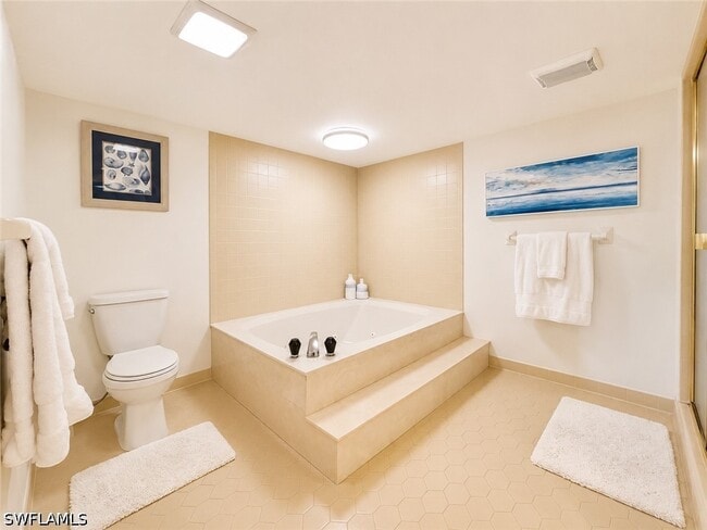 Building Photo - 5601 Turtle Bay Dr