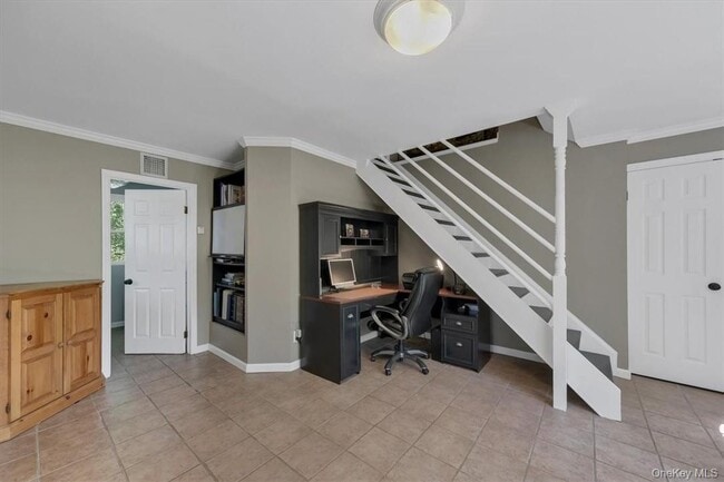 Building Photo - 13 Split Rock Rd