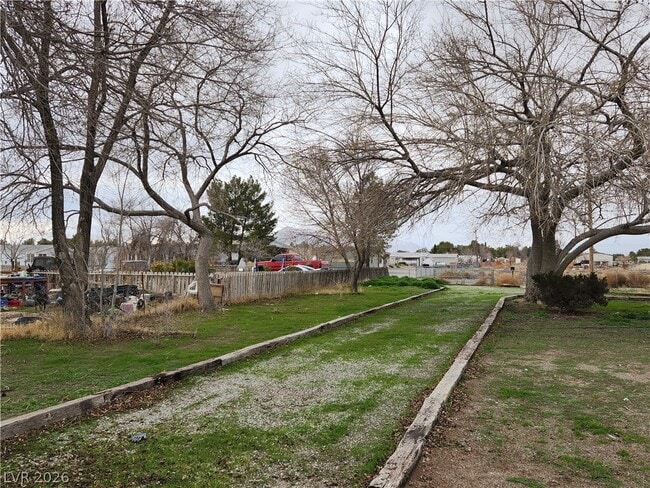 Building Photo - 1111 Hardy Ln