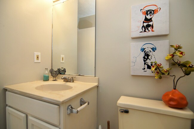 Building Photo - 1073 Paragon Ct