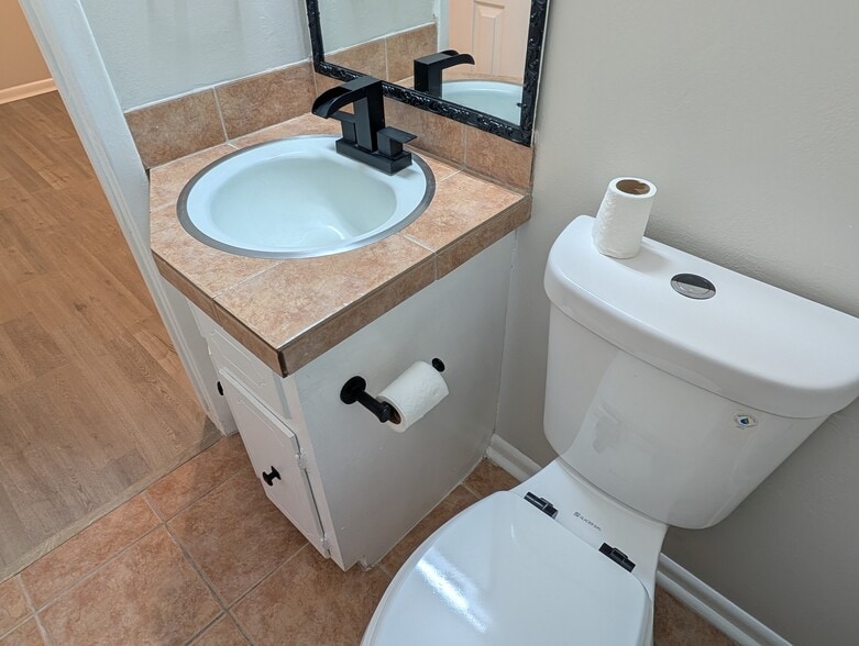 Building Photo - 9508 Labette Dr