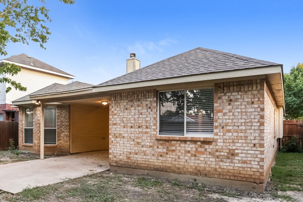 Building Photo - 5628 Indian Hill Dr