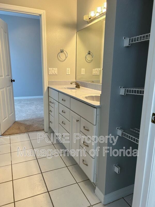 Building Photo - 10346 SW 64th Ct