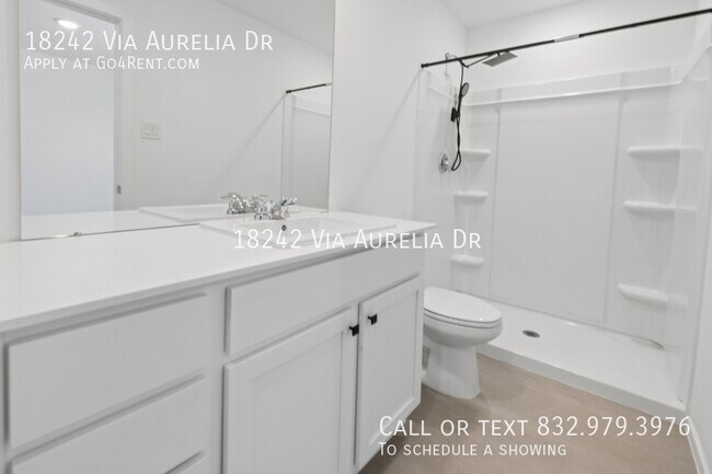 Building Photo - 18242 Via Aurelia Dr